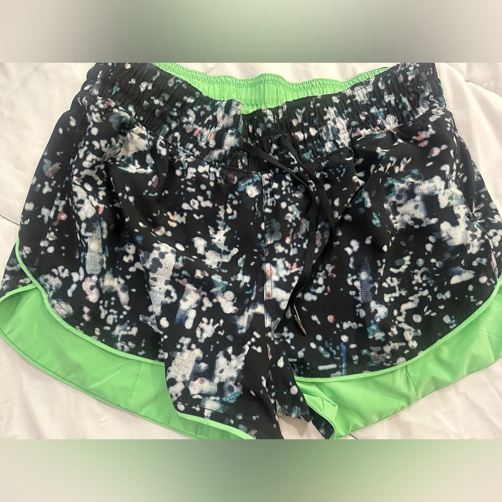 Lululemon Choose A Side Short *3" Reversible